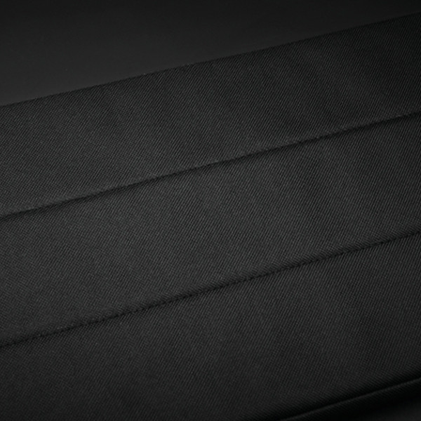 Kensington EQ black laptop sleeve, 16 inch 230165 - 5