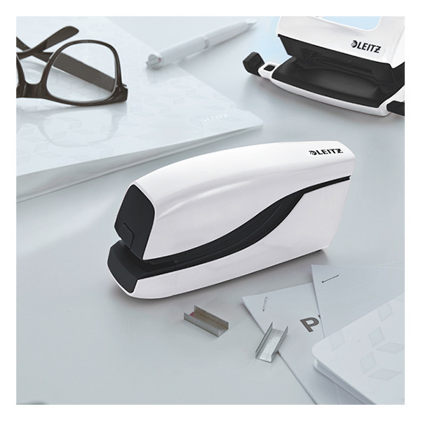 Leitz WOW white electric stapler (10 sheets) 226254 - 4