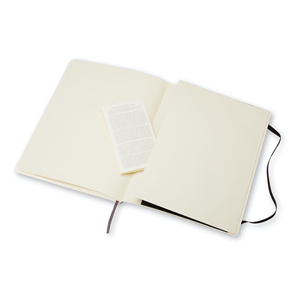 Notebook blank 19 x 25cm | black | Moleskine XL soft cover 313066 - 3